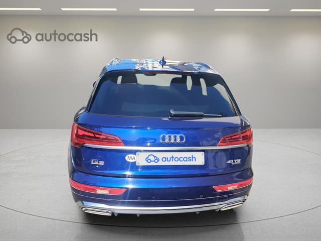 Audi Q5 RIGHT