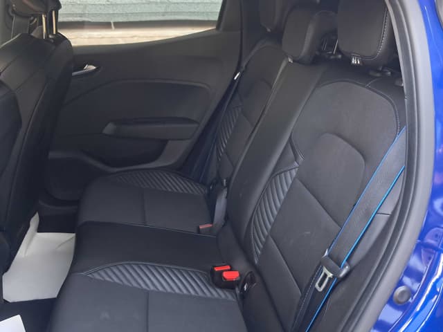 Renault Clio REAR_SEAT