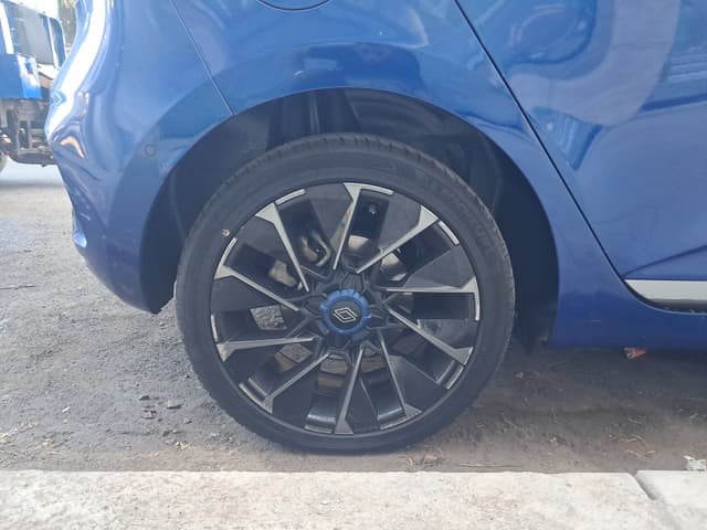 Renault Clio WHEEL_ARD