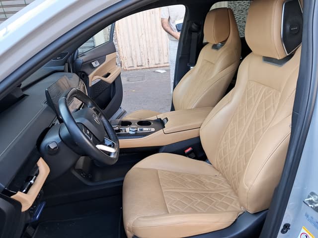 Changan UNI-K FRONT_SEAT