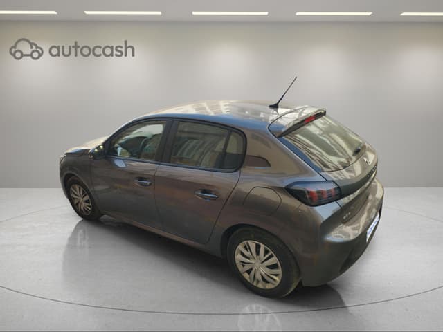 Peugeot 208 LEFT