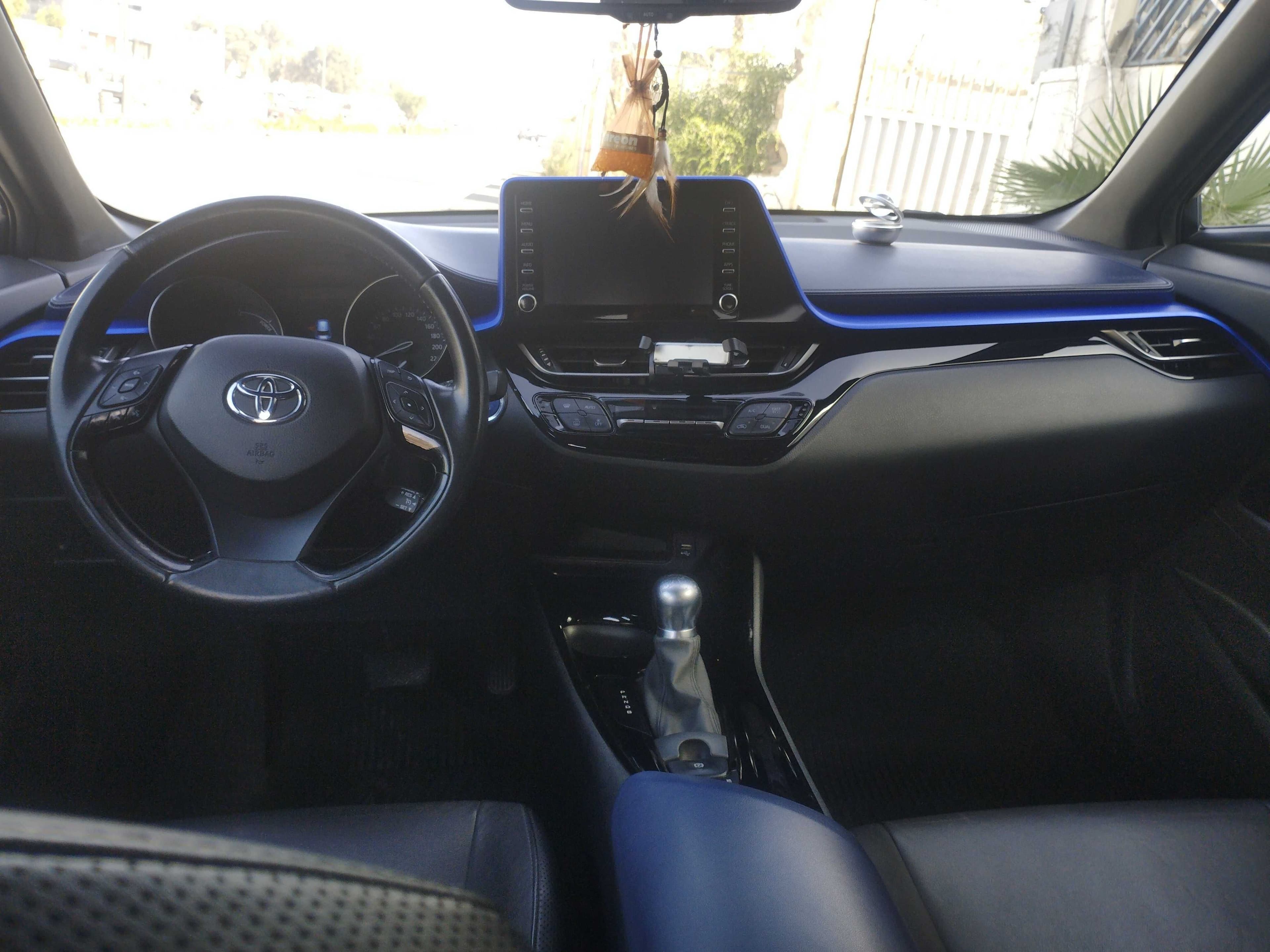 Toyota C HR 1.8 Hybride 122 Distinctive