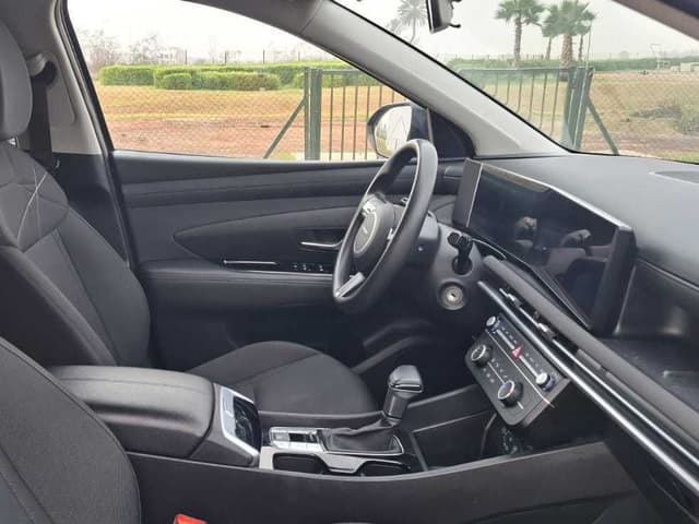 Hyundai Tucson FRONT_SEAT