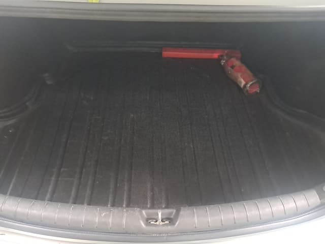 Hyundai Accent TRUNK