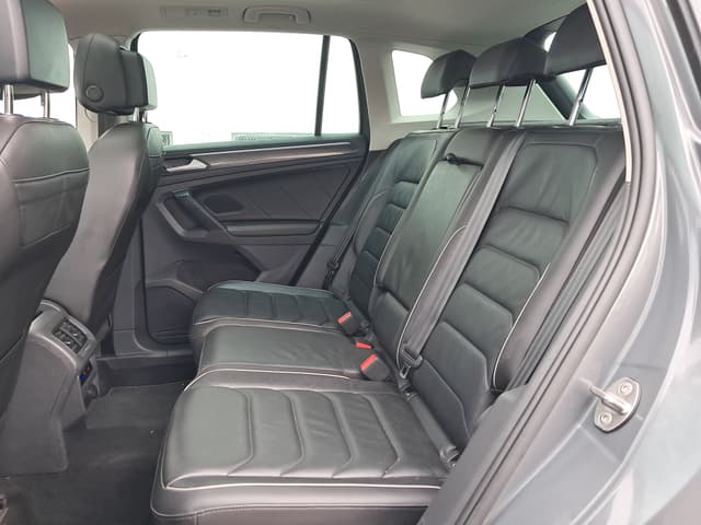 Volkswagen Tiguan REAR_SEAT