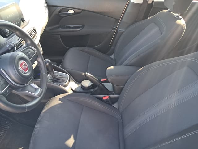 Fiat Tipo FRONT_SEAT