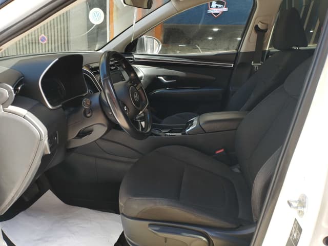 Hyundai Tucson FRONT_SEAT