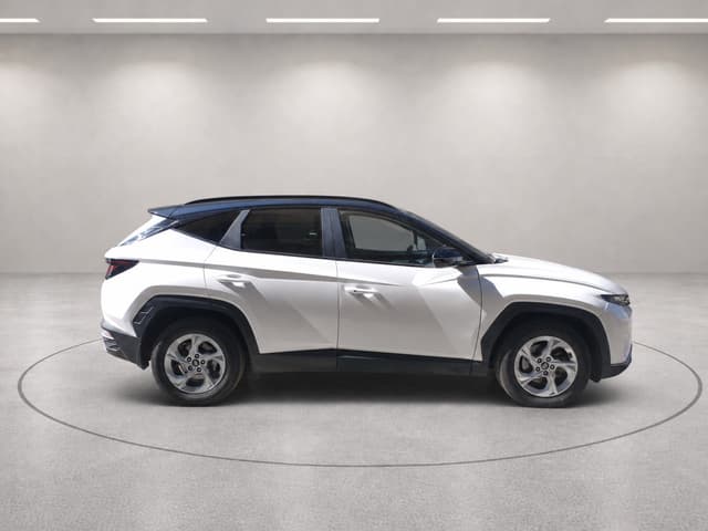 Hyundai Tucson RIGHT