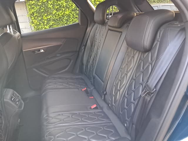 Peugeot 3008 REAR_SEAT