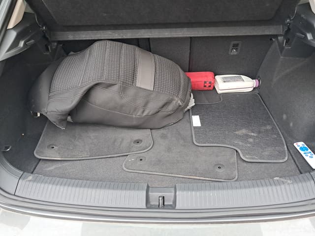 Volkswagen T Roc TRUNK