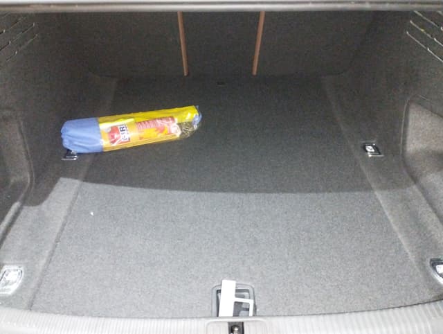 Audi A4 TRUNK