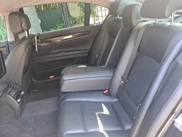 Bmw Série 7 REAR_SEAT