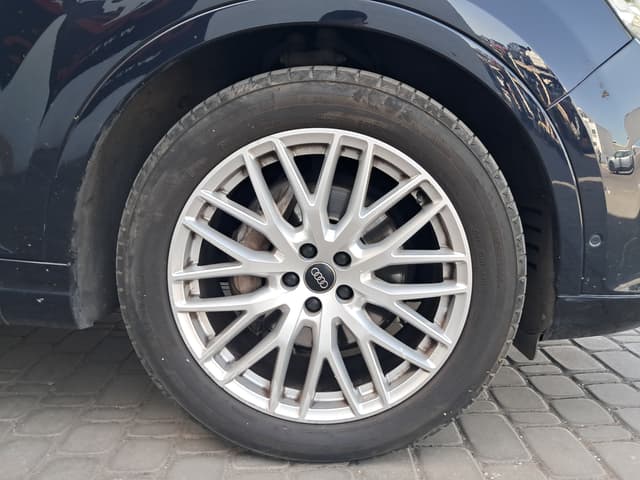 Audi Q7 WHEEL_ARG