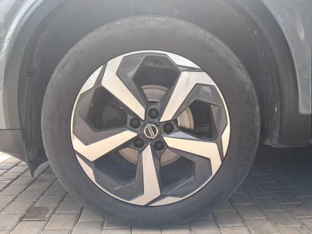 Nissan Qashqai WHEEL_AVG