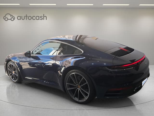 Porsche 911 LEFT