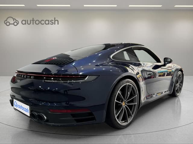 Porsche 911 RIGHT