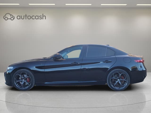 Alfa romeo Giulia LEFT
