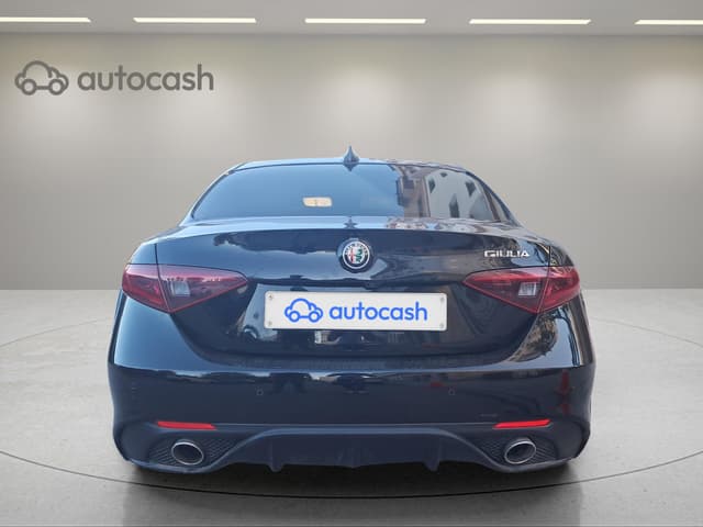 Alfa romeo Giulia REAR
