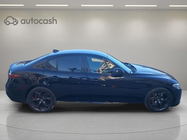 Alfa romeo Giulia 165 pack veloce