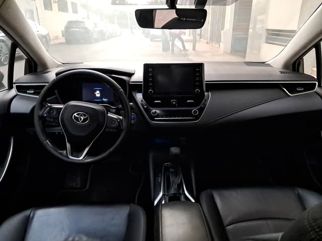 Toyota Corolla Prestige 1.8 Hybride 122 Dynamic+