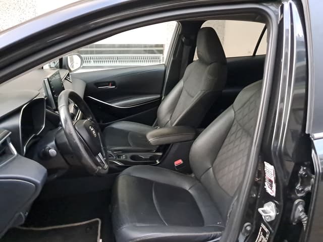 Toyota Corolla Prestige FRONT_SEAT