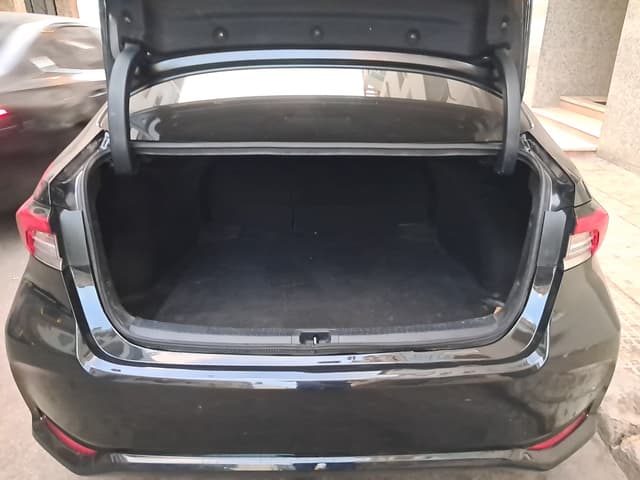 Toyota Corolla Prestige TRUNK