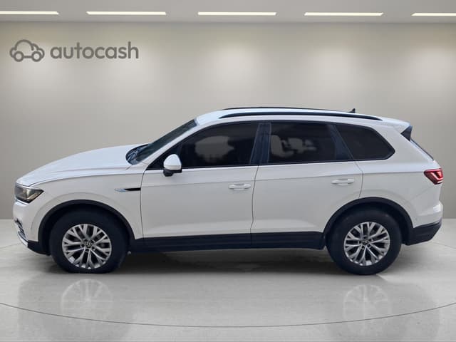 Volkswagen Touareg LEFT
