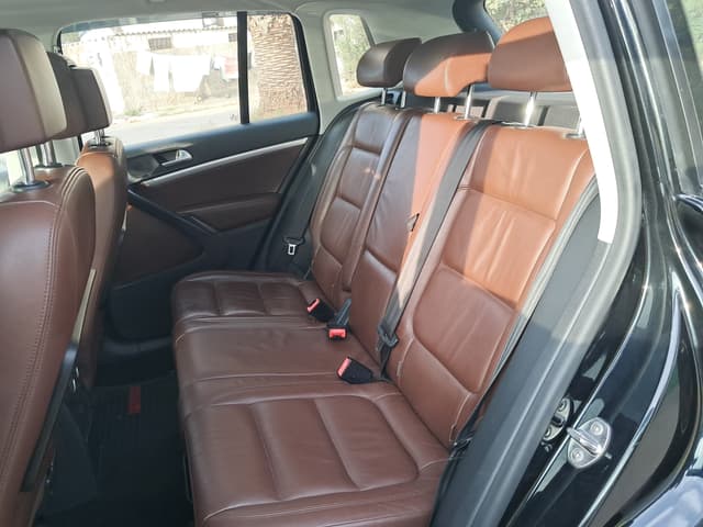 Volkswagen tiguan REAR_SEAT
