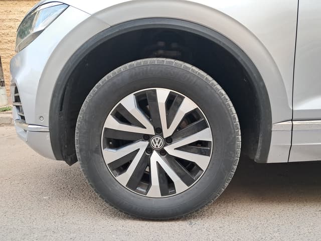 Volkswagen Touareg WHEEL_AVG