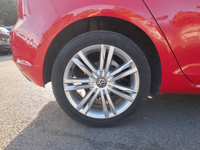 Volkswagen Golf WHEEL_AVD