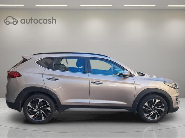 hyundai tucson 1.6 CRDi 136 7DCT Luxe