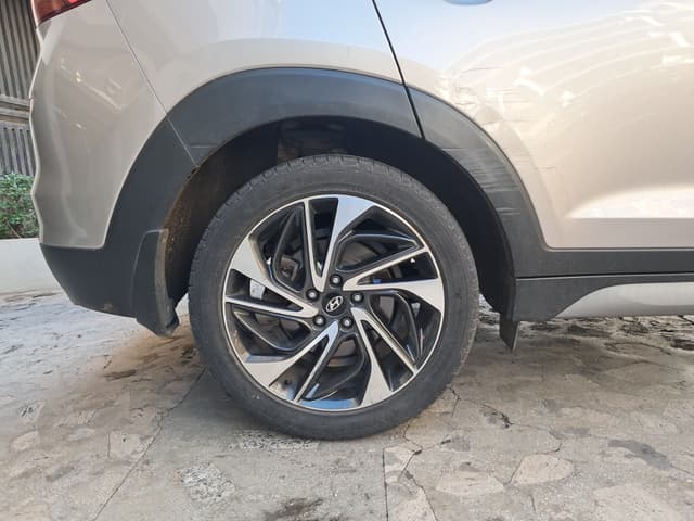 hyundai tucson WHEEL_ARD