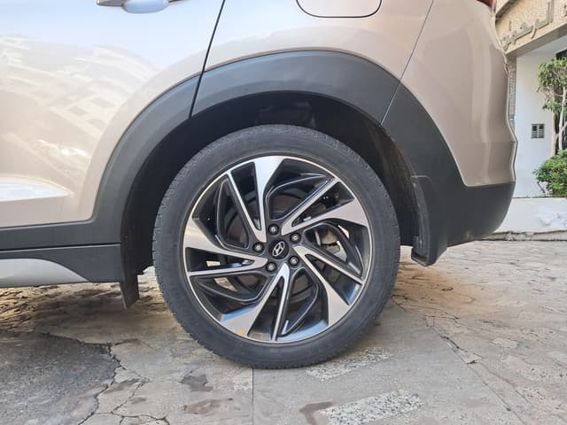 hyundai tucson WHEEL_ARG