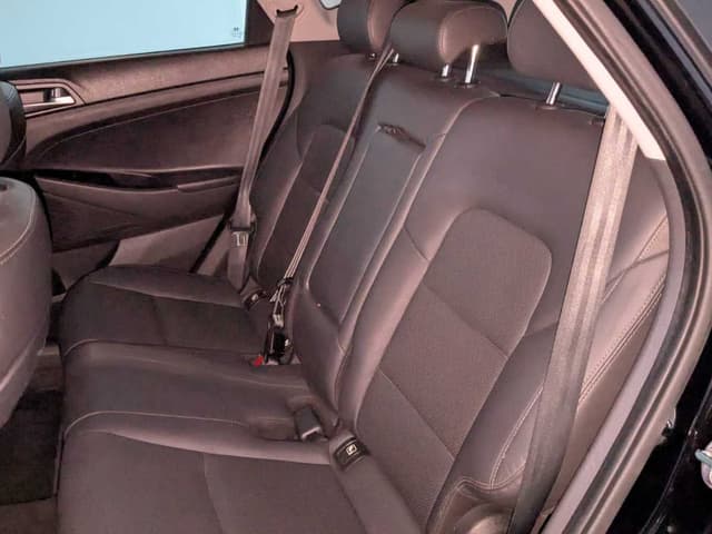 hyundai tucson REAR_SEAT
