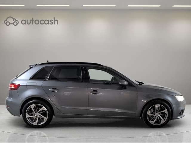 audi A3 Sportback 2.0 TDI 143 S-Tronic Premium +