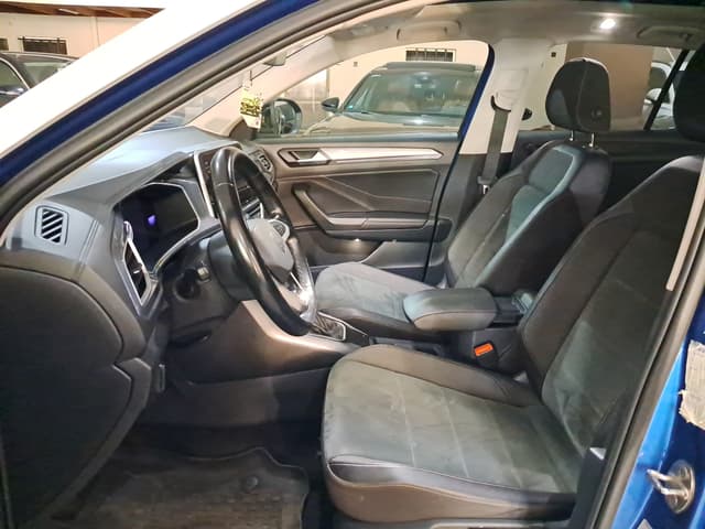 volkswagen t roc FRONT_SEAT