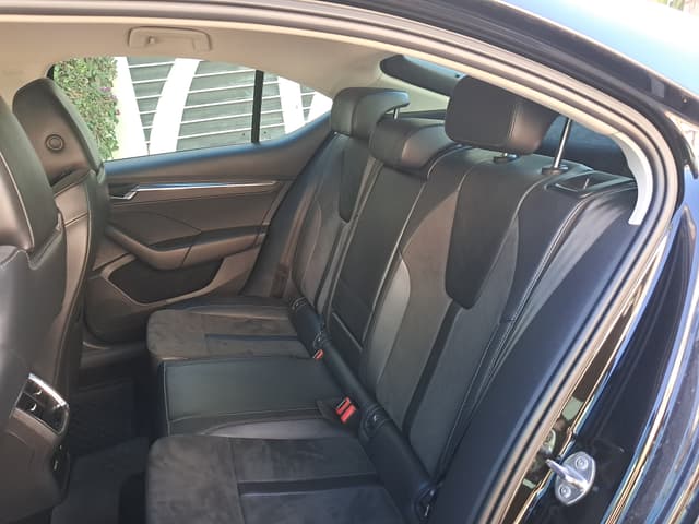 Skoda Octavia REAR_SEAT
