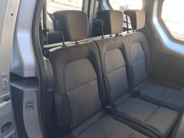 Renault Express REAR_SEAT