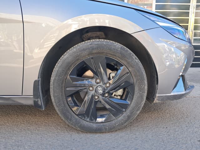 Hyundai Elantra WHEEL_AVD