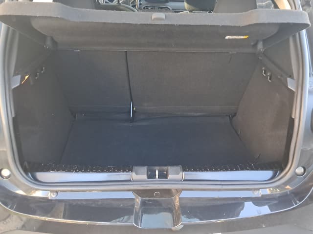 Dacia Sandero TRUNK
