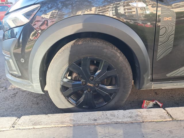 Dacia Sandero WHEEL_AVG