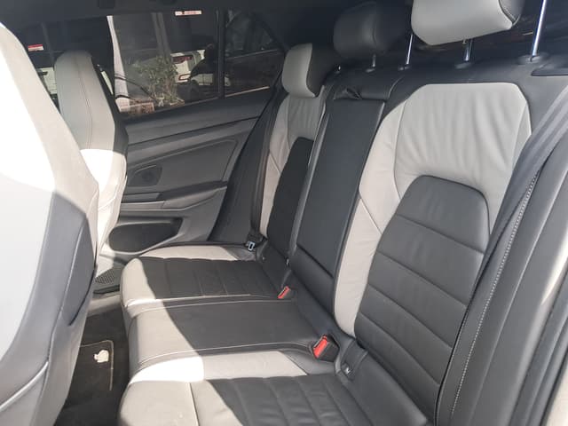 volkswagen golf REAR_SEAT