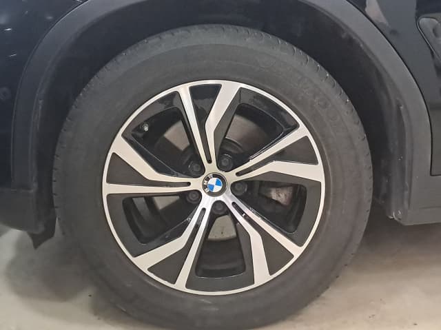 Bmw X3 WHEEL_AVG