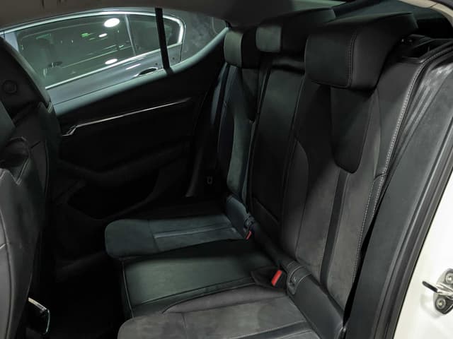 Skoda Octavia REAR_SEAT