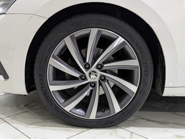 Skoda Octavia WHEEL_AVG