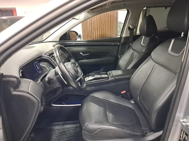 Hyundai Tucson FRONT_SEAT