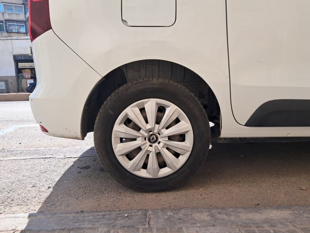 Renault Express WHEEL_ARD