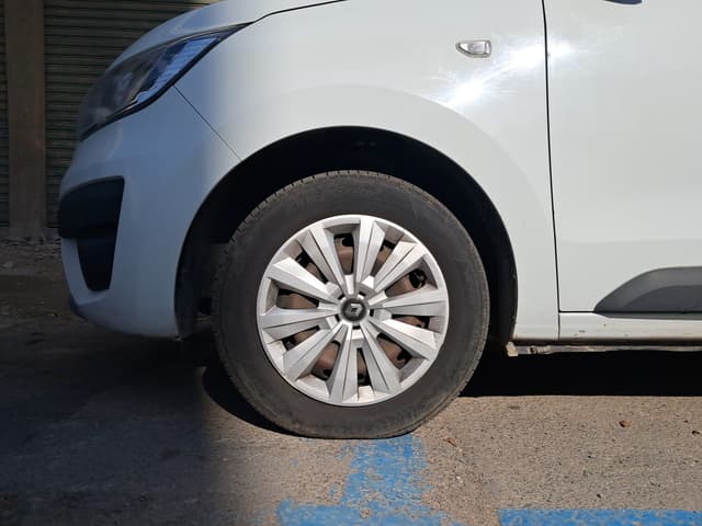 Renault Express WHEEL_AVG