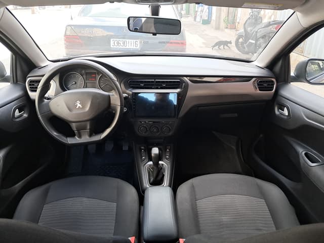 Peugeot 301 1.6 HDi 92 Business