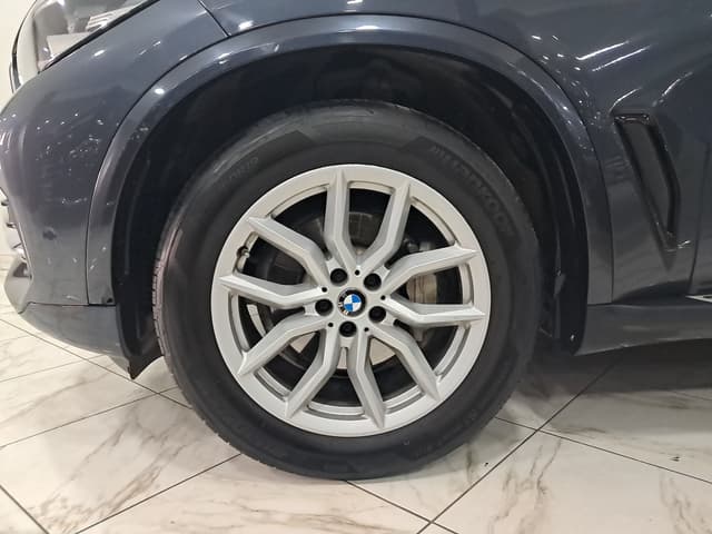Bmw X5 WHEEL_AVG